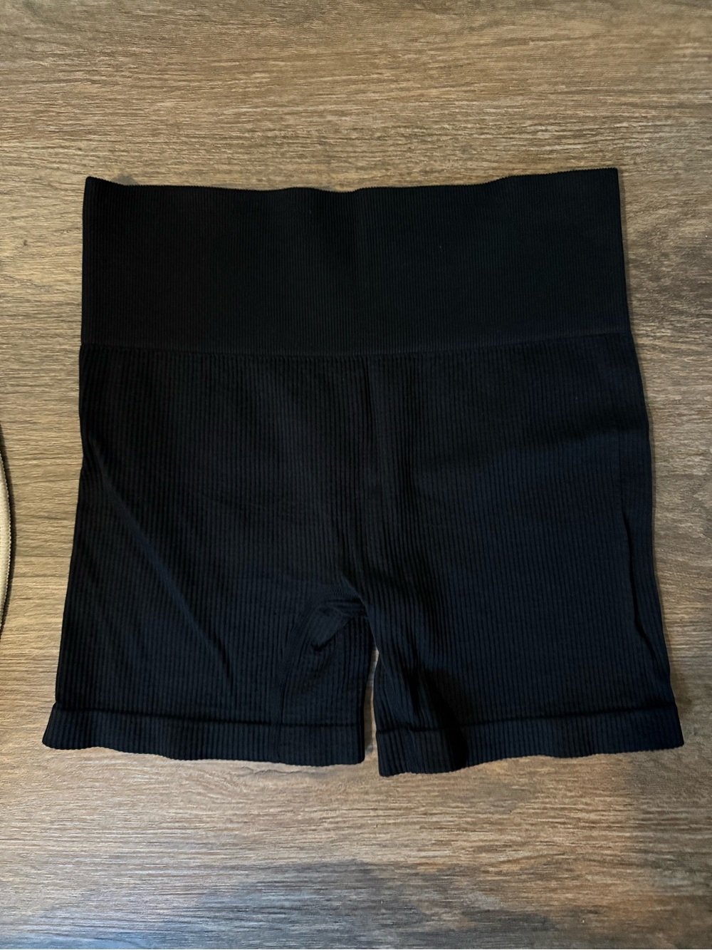 Gray V-Neck Crop Tee with Black Ribbed Shorts Set size Large - Picture 2 of 5